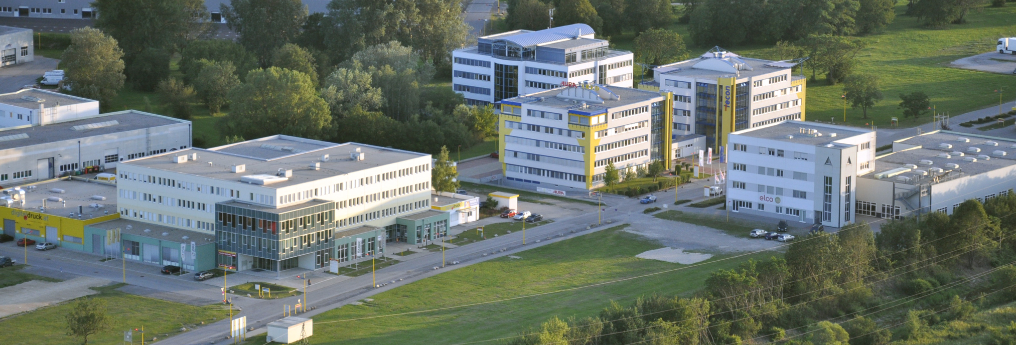 Luftaufnahme des EMCA Campus